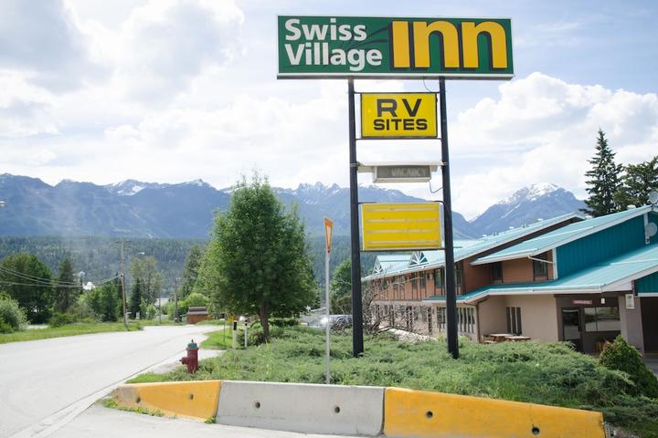 Pet Friendly Swiss Village Inn