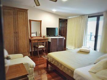 Pet Friendly Vacation Rentals In Din Daeng Th Bring Fido - 