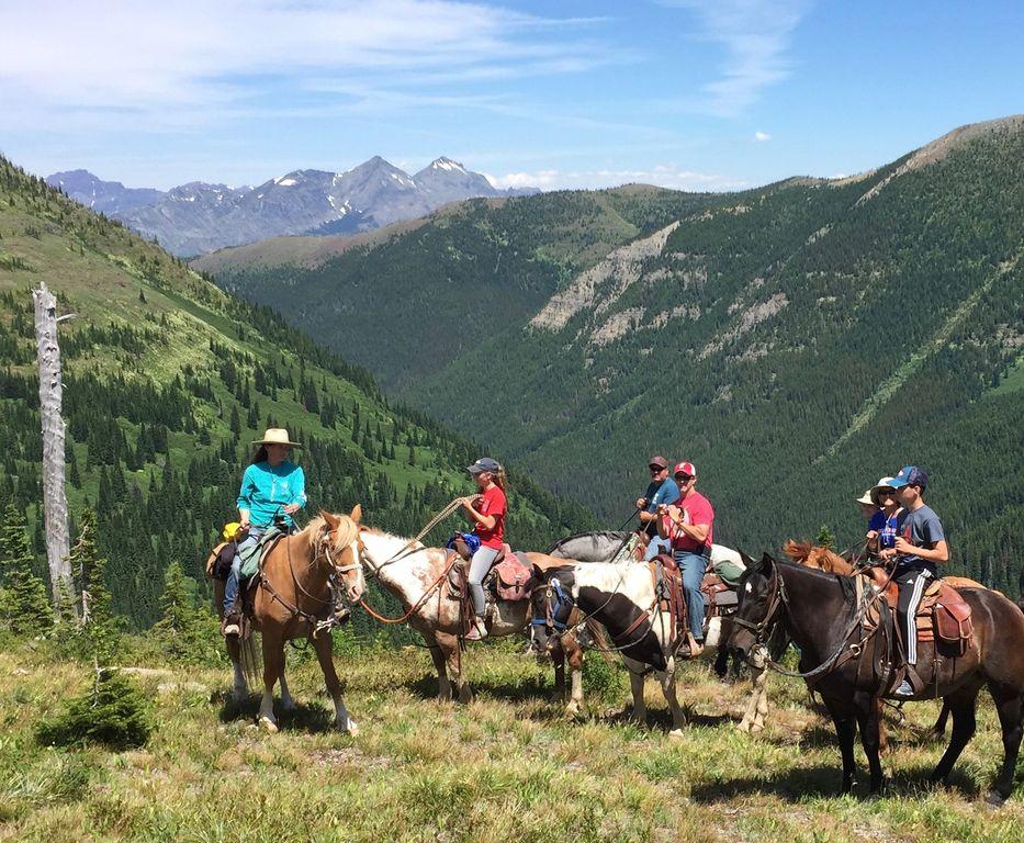 VRBO East Glacier Park Village Pet Policy