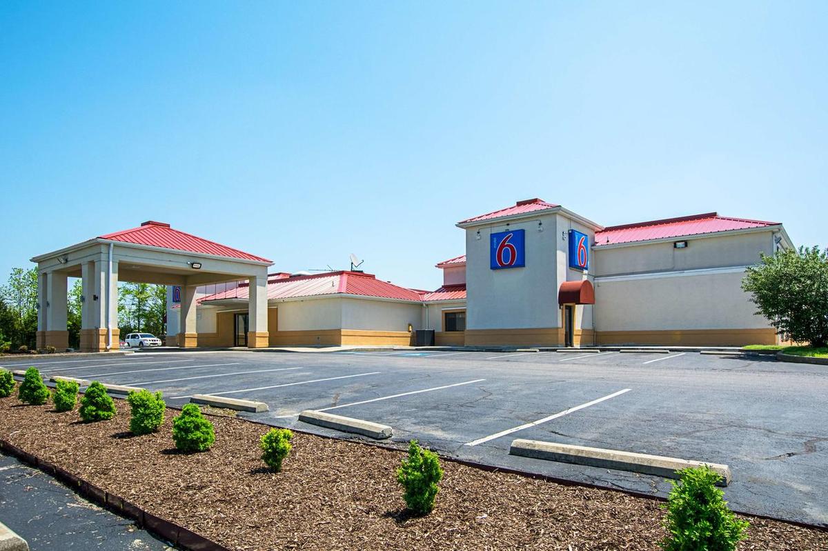 Motel 6 Shepherdsville Pet Policy