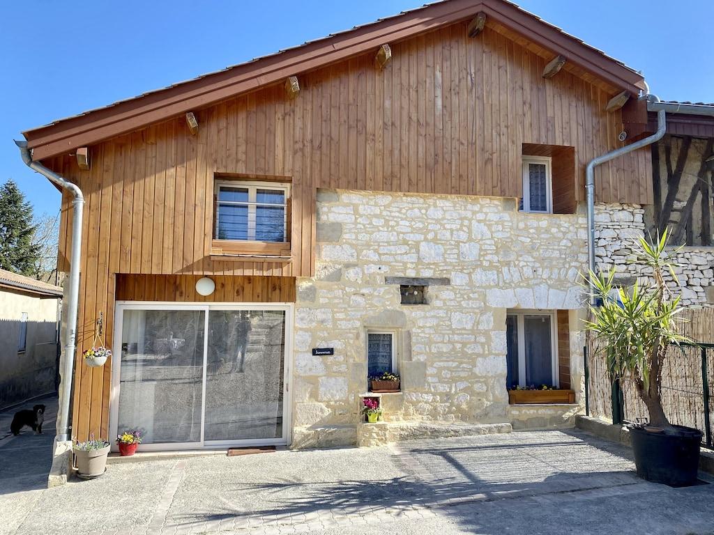 Pet Friendly Cottage with Spa in Lamothe d'Alès
