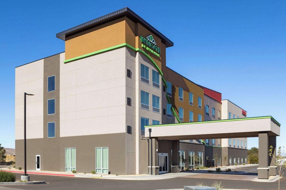 Pet Friendly Wingate by Wyndham Kingman