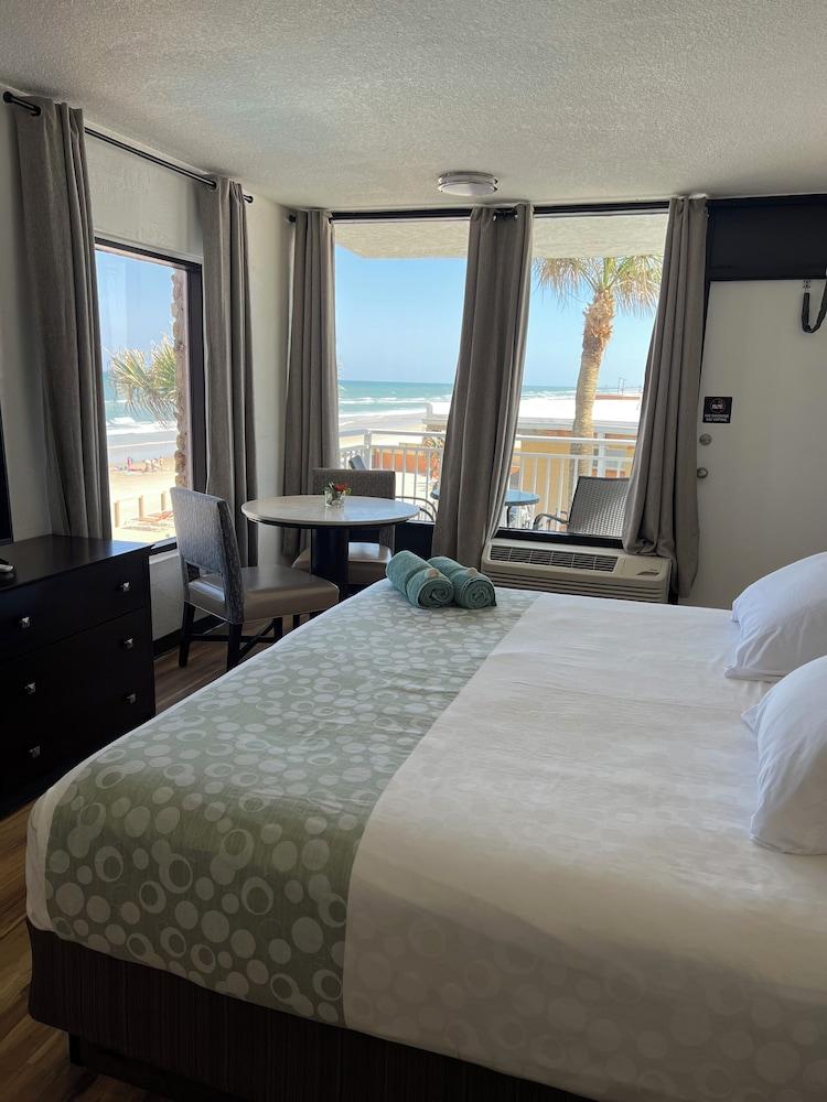Pet Friendly Flamingo Inn
