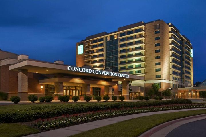 Pet Friendly Embassy Suites by Hilton Charlotte Concord Golf Resort & Spa