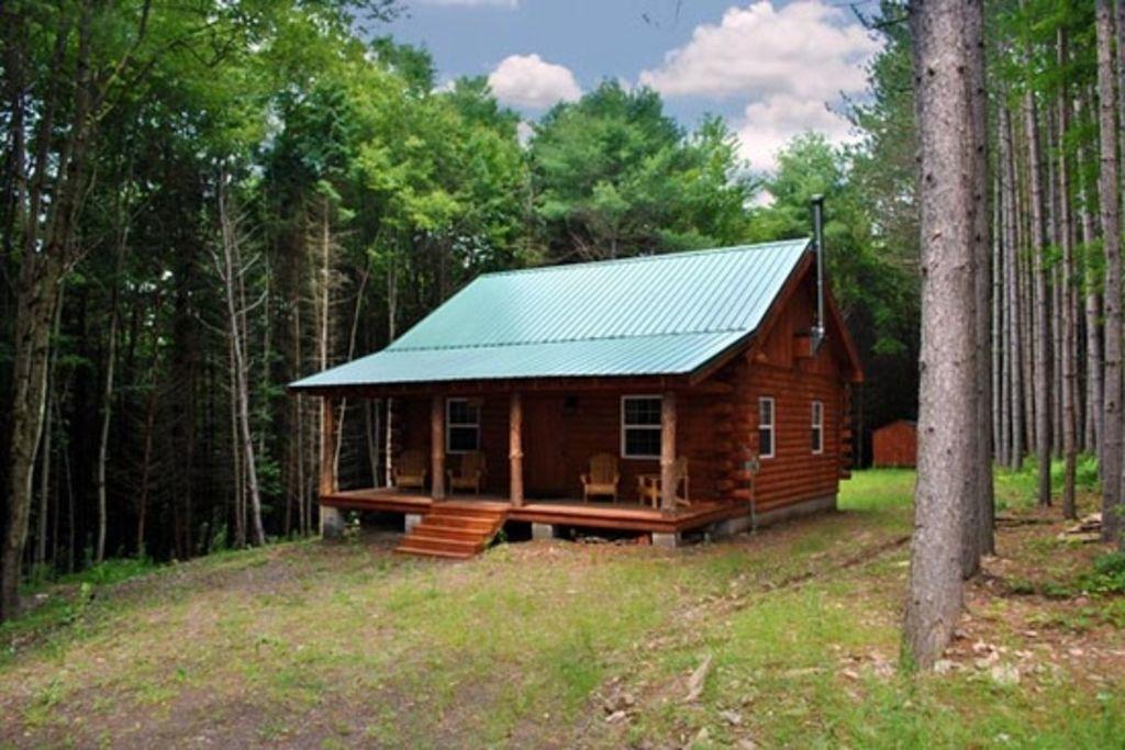Authentic 2 Bedroom Log Cabin Pet Policy