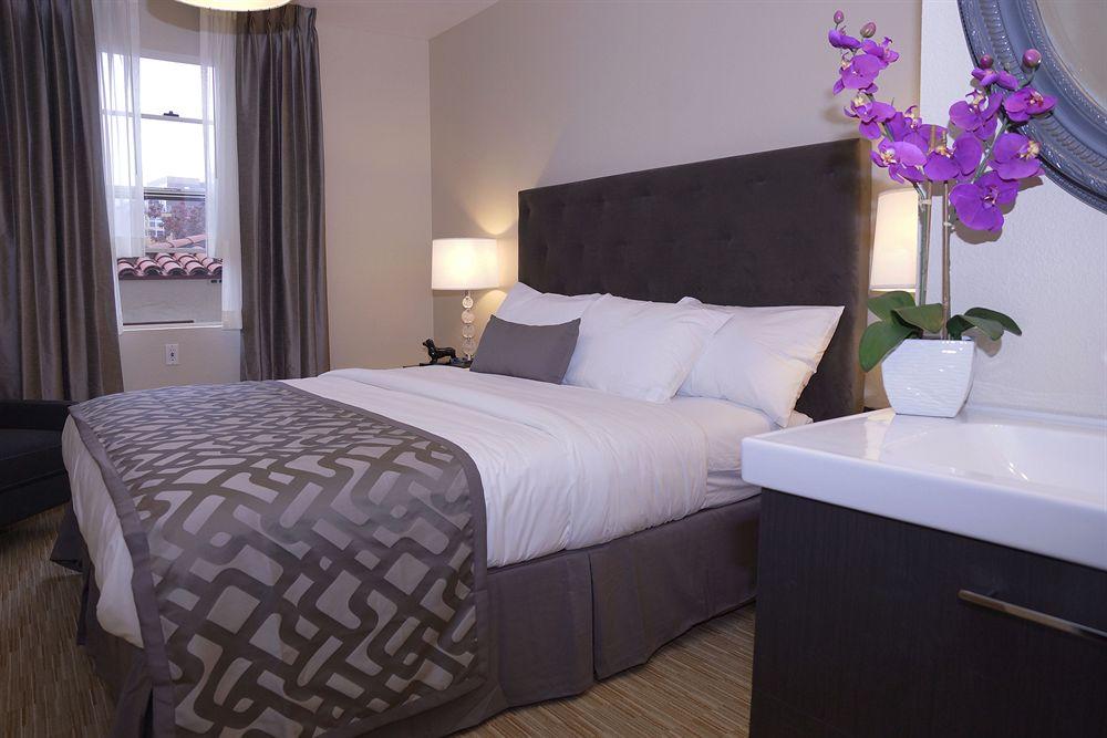 Urban Boutique Hotel Pet Policy