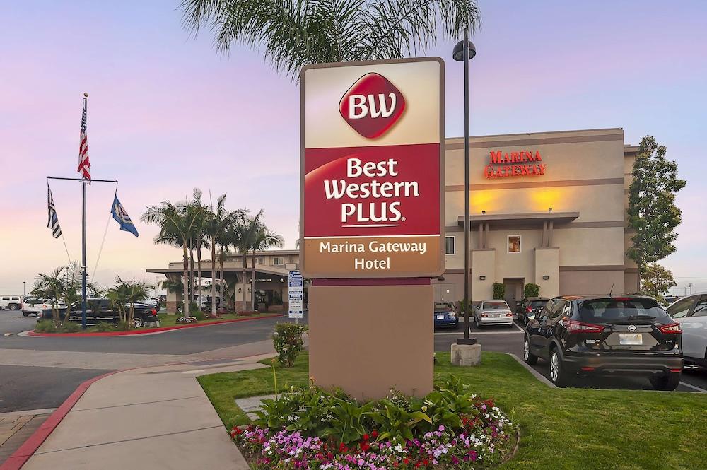 Pet Friendly Best Western Plus Marina Gateway Hotel