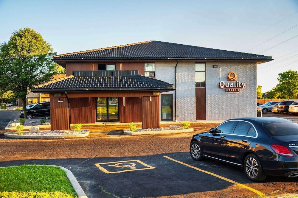 Pet Friendly Quality Inn