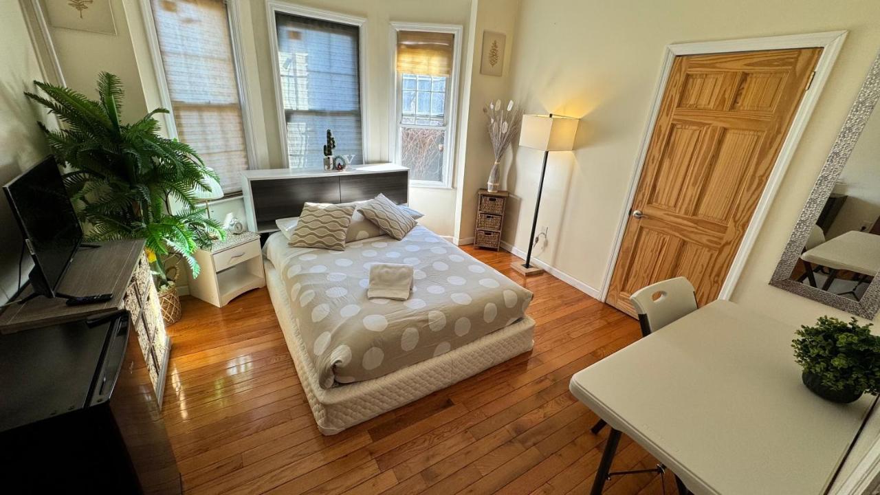 Pet Friendly Serenity Room JFK