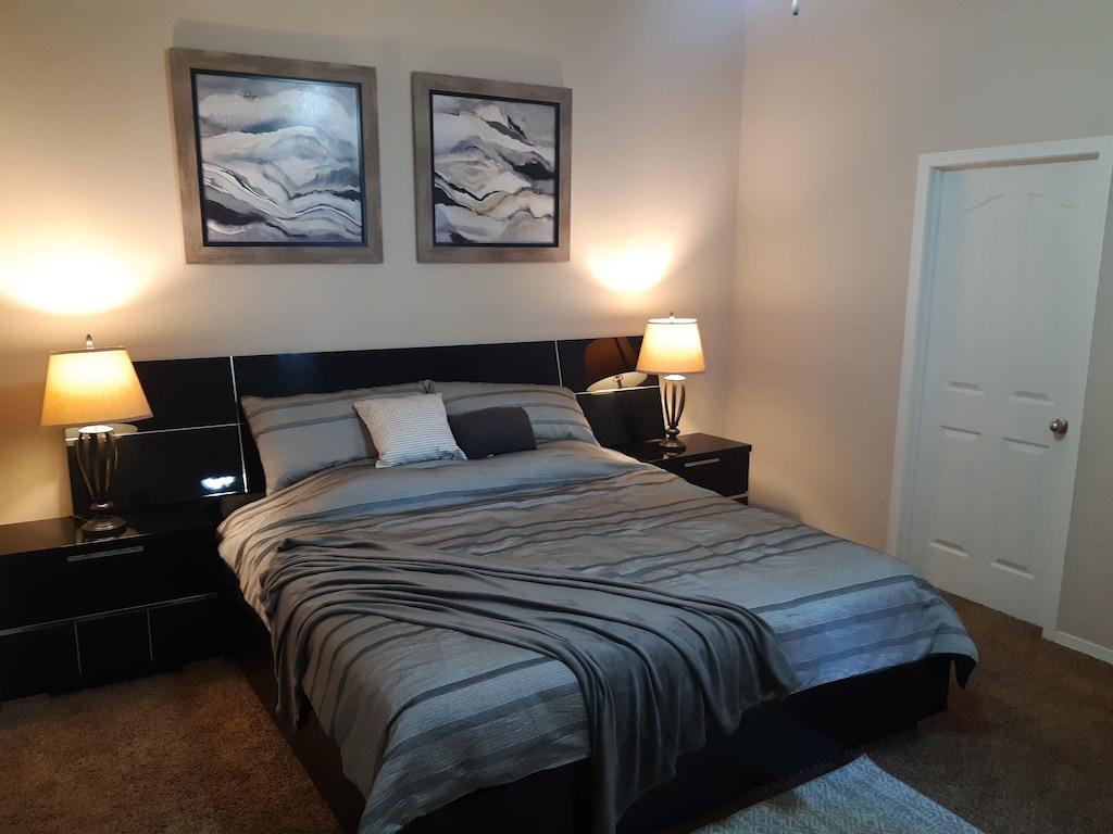 Cozy Transmountain El Paso Home Pet Policy