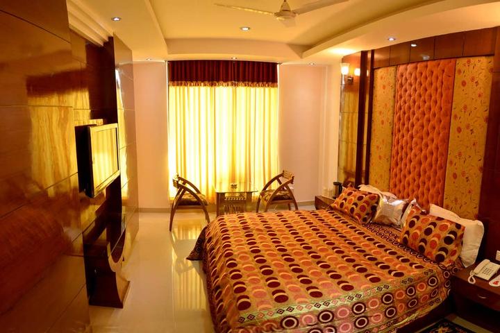 Pet Friendly Haridwar Airbnb Rentals