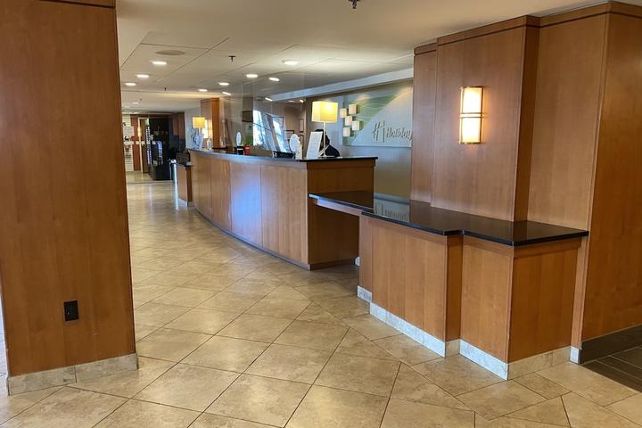 Pet Friendly Holiday Inn Knoxville-West I-40 & I-75 an IHG Hotel