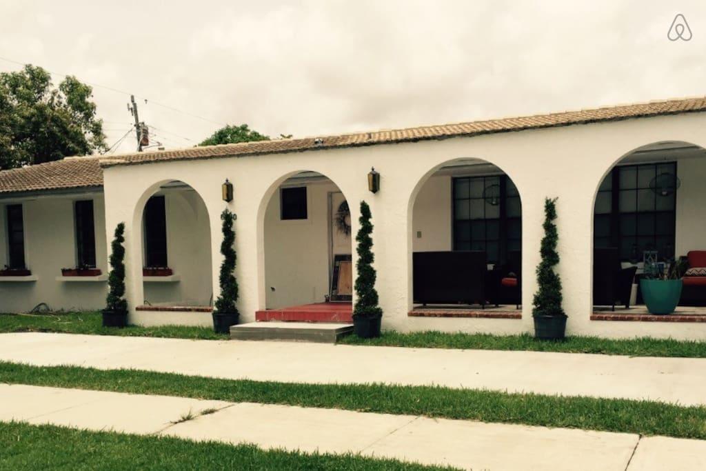 Hallandale Beach Airbnb Rentals Pet Policy