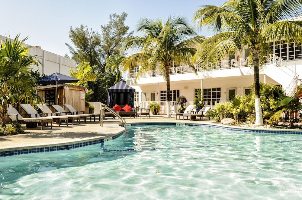 Pet Friendly Tradewinds Apartment Hotel, a South Beach Group Hotel