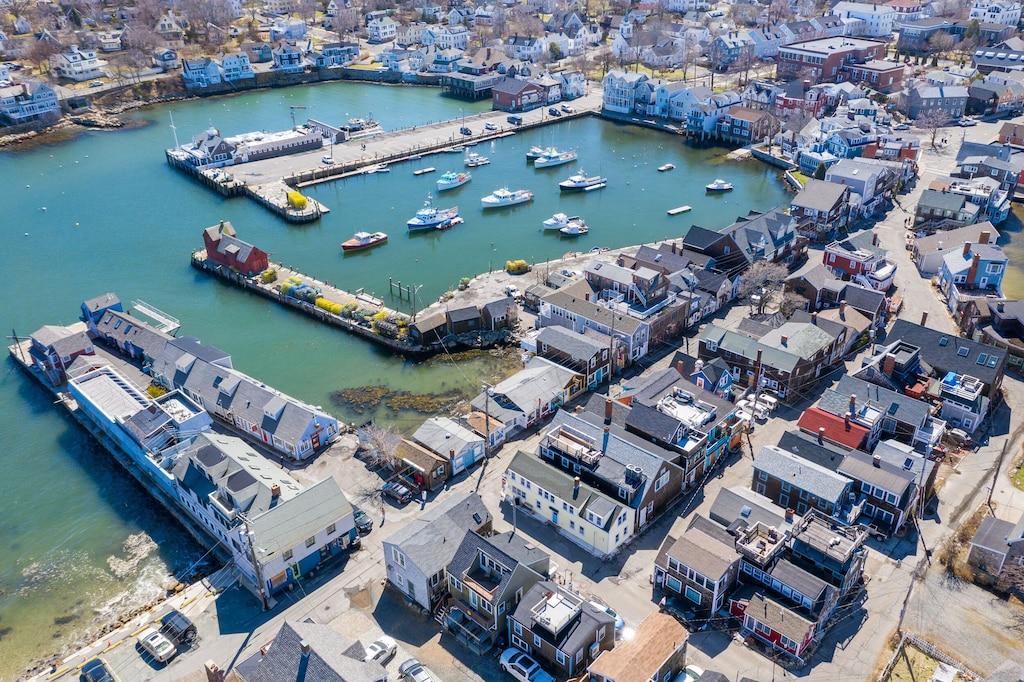 Rockport Vacation Suite Pet Policy