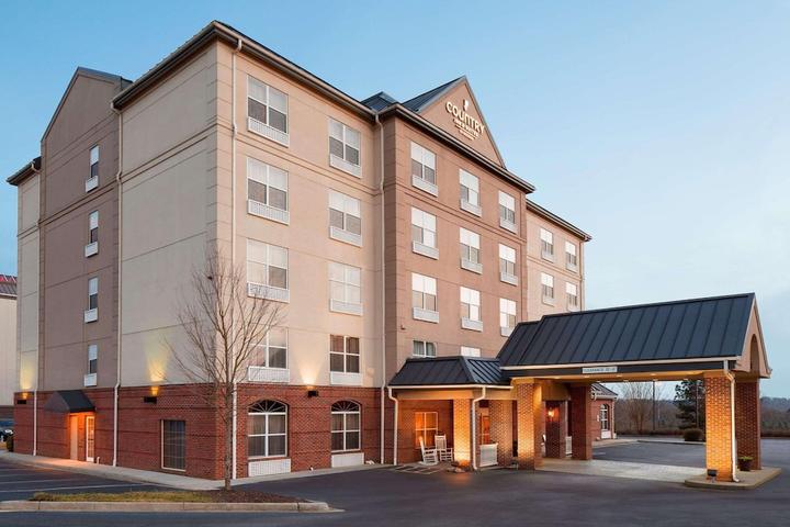 Pet Friendly Country Inn & Suites by Radisson Anderson SC