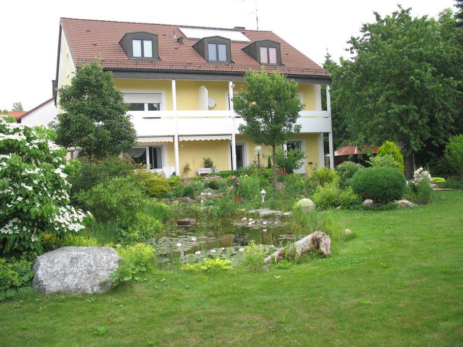 Pet Friendly Oberschleissheim Airbnb Rentals