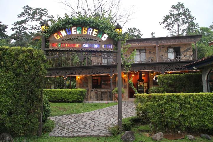 Pet Friendly Gingerbread Hotel and Restaurant