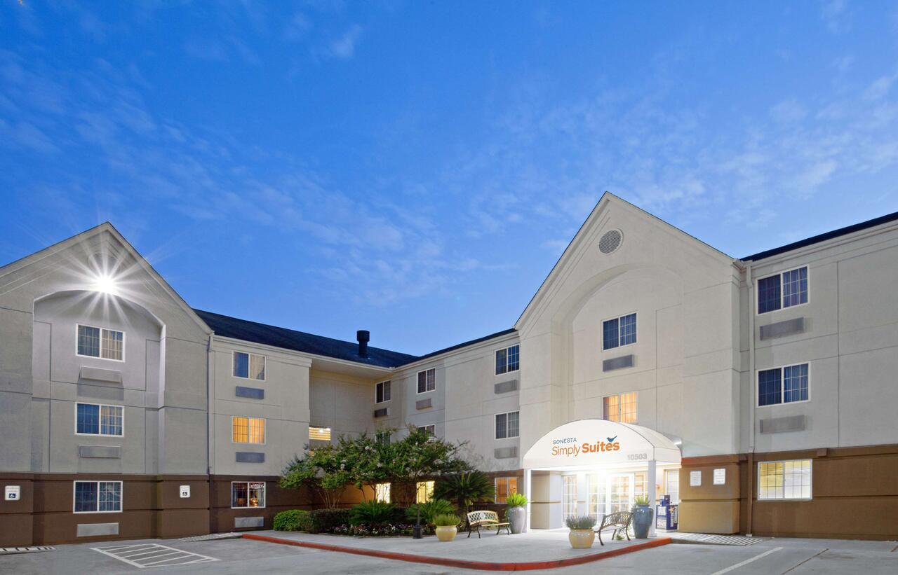 Pet Friendly Hotels In Houston Tx Bringfido