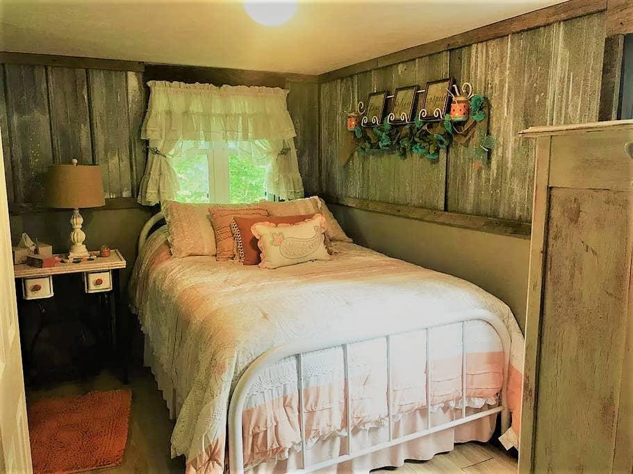 Pet Friendly Springville Airbnb Rentals