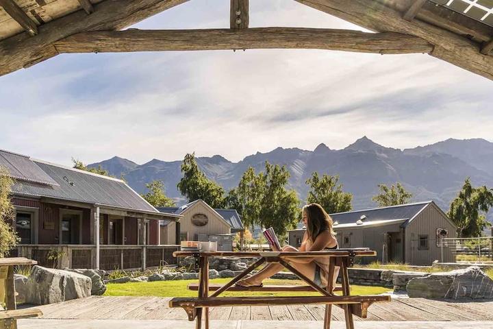 Pet Friendly The Headwaters Eco Lodge