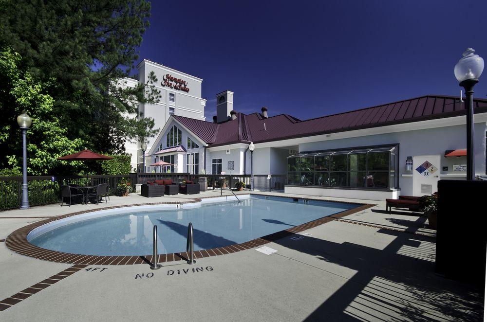 Hampton Inn and Suites Hotel Raleigh Cary I40 PNC Arena Pet Policy