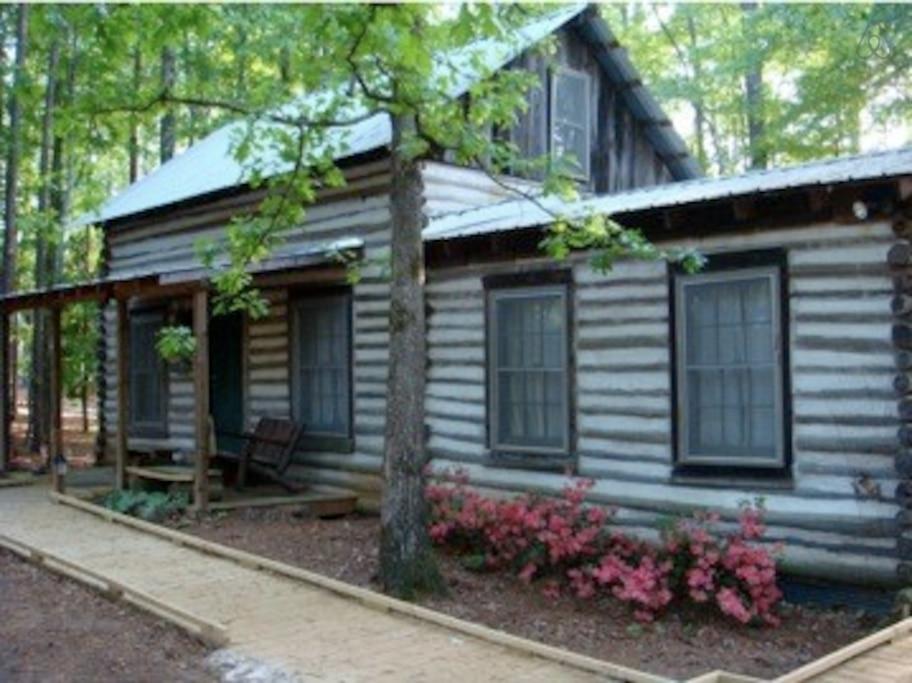 Barnesville Airbnb Rentals Pet Policy