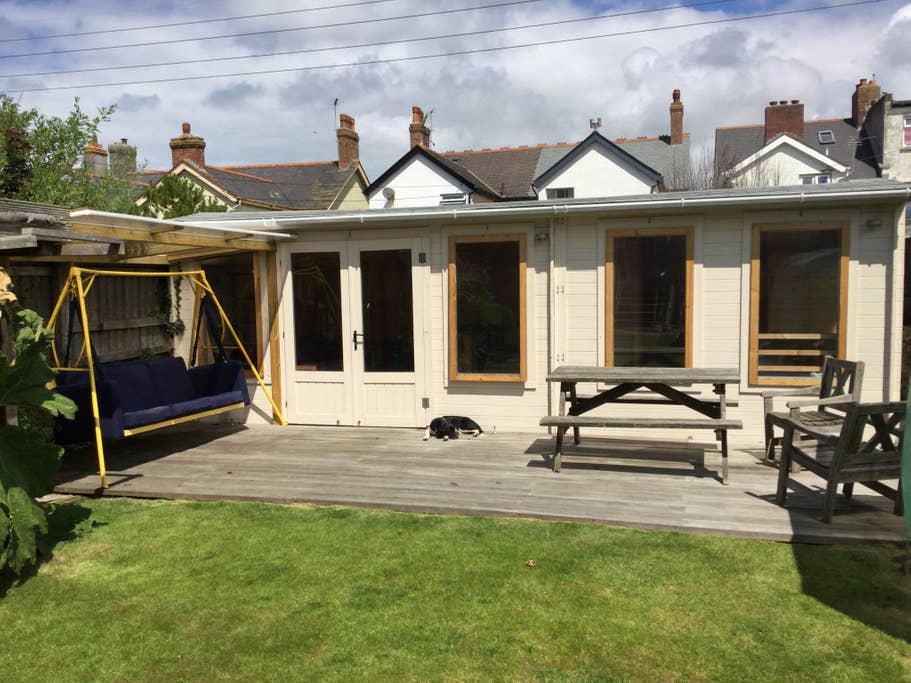 Pet Friendly Bude Airbnb Rentals