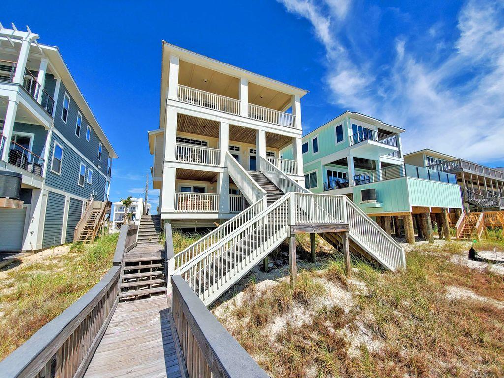 Waterfront 5/6 House in Navarre Pet Policy
