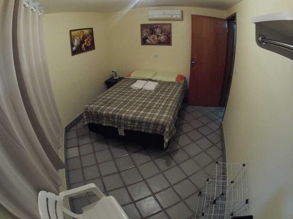 Pet Friendly South Sector Apartment