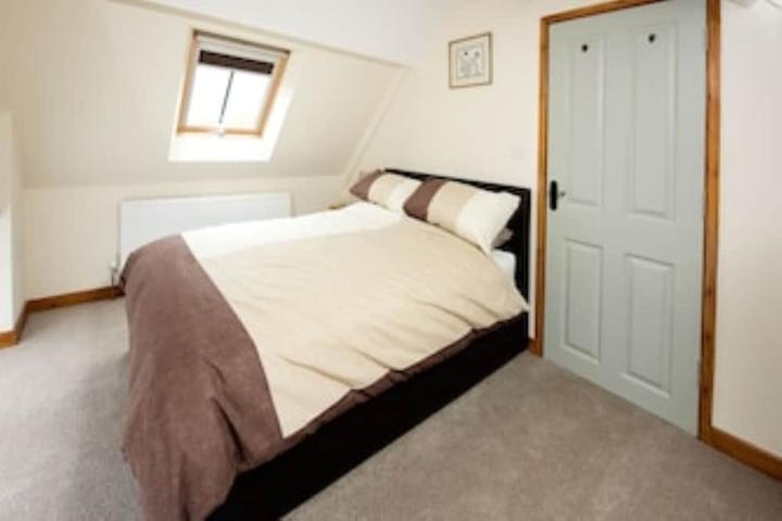 Pet Friendly Converted Barn Close to the Norfolk Broads