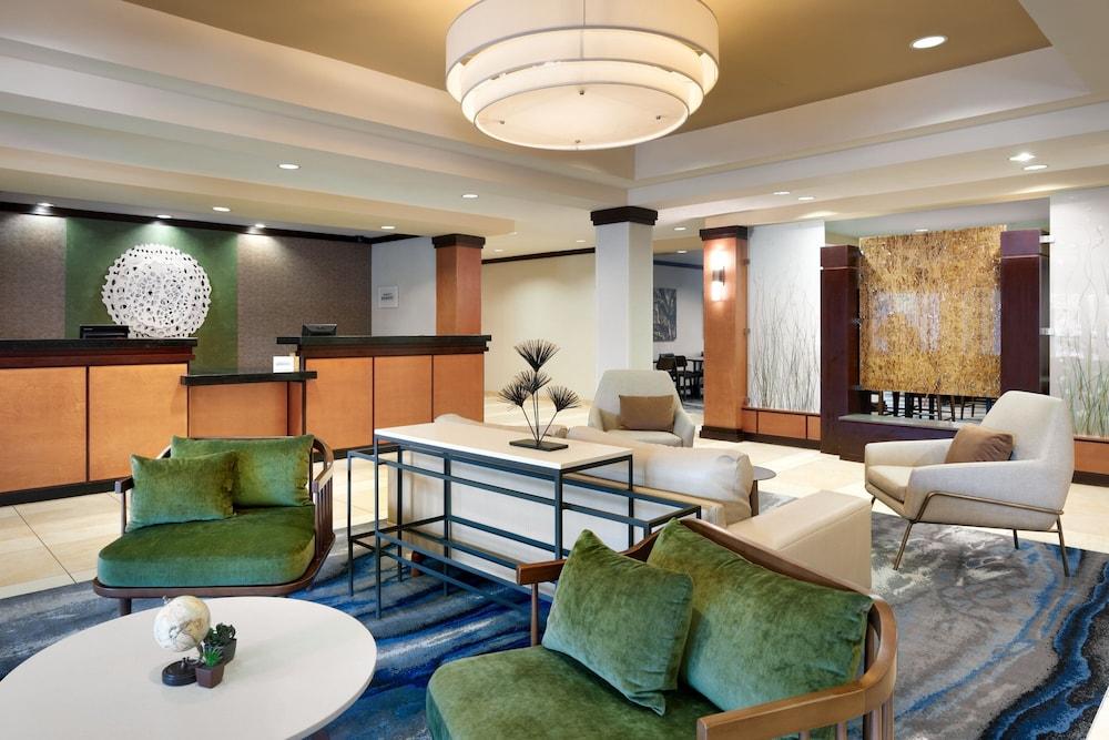 Pet Friendly Fairfield Inn & Suites by Marriott Tallahassee Central