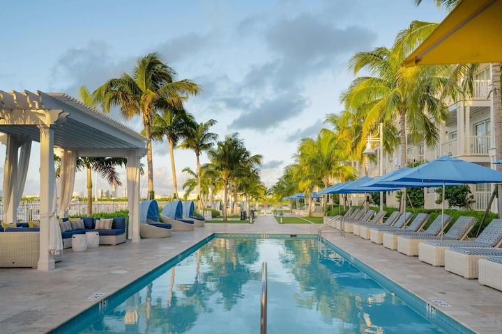 Pet Friendly Oceans Edge Key West Resort Hotel & Marina