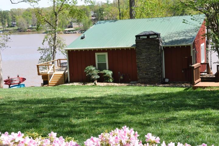 Pet Friendly Hotels In Pineville Nc Bringfido