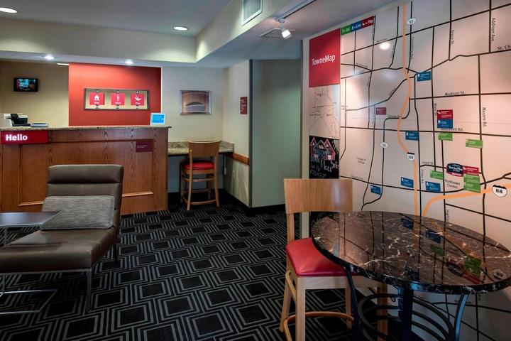 Pet Friendly TownePlace Suites by Marriott Chicago Lombard