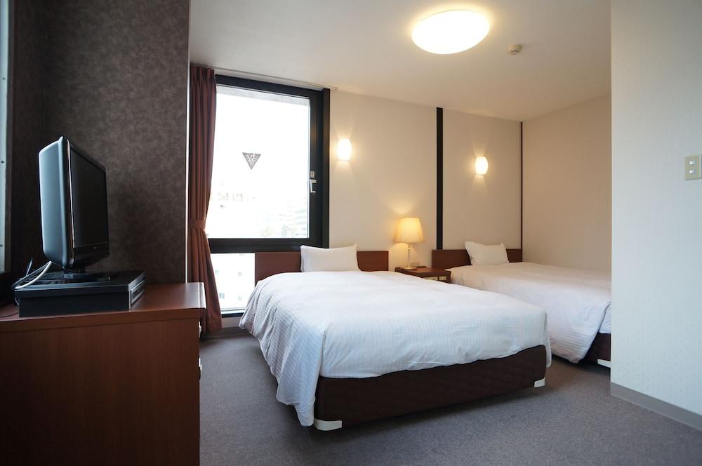 Kochi Green Hotel Harimayabashi Pet Policy