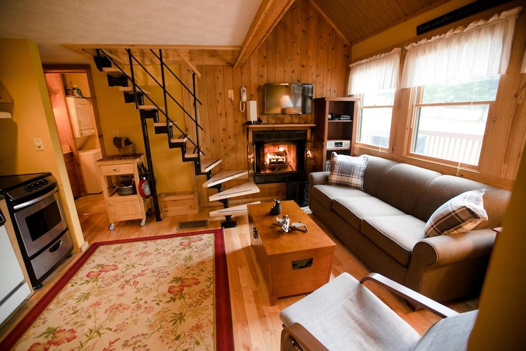 Cozy Cabin in Canaan Valley (BBR2) Pet Policy