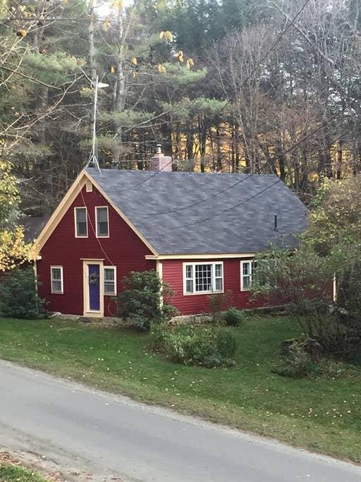 Tunbridge Airbnb Rentals Pet Policy