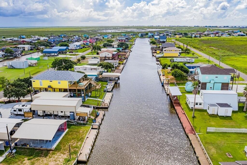 Paradise on Neptune Pet Policy