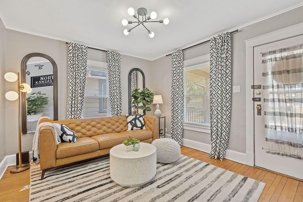 Most Charming Home in Heart of North Kansas City Pet Policy