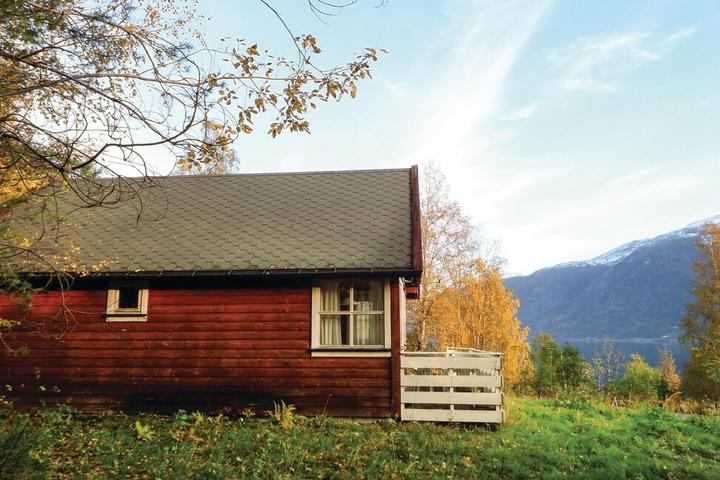 Pet Friendly Amazing 2BR Home in Vallavik with WiFi