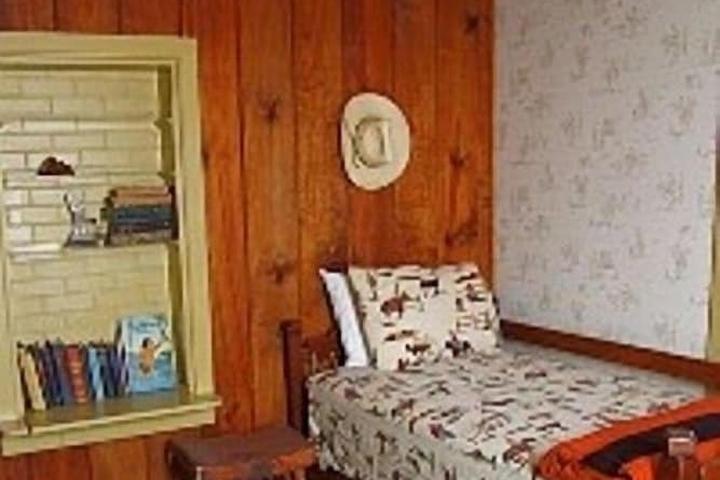 Pet Friendly The Anchorage Ranch House