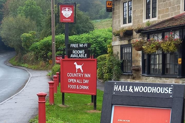 Pet Friendly The Grove Arms