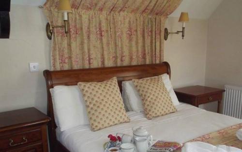Pet Friendly Meath Arms Country Inn