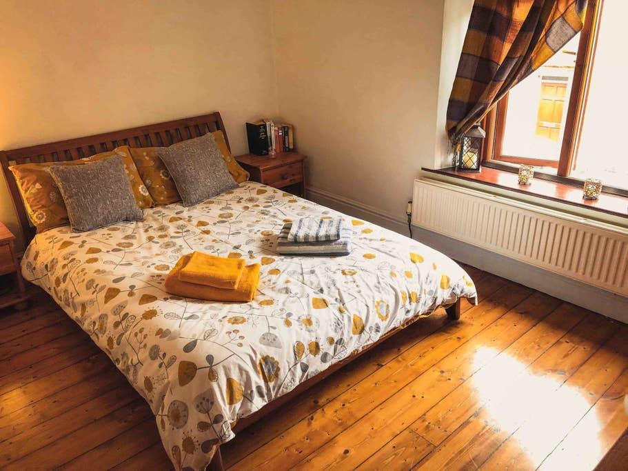 Pet Friendly Lancaster Airbnb Rentals