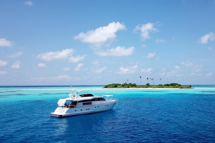 Pet Friendly Yacht Fascination Maldives
