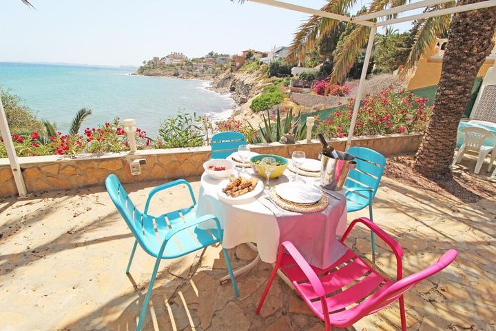 Pet Friendly Luxury Villa With Private Beach Access & Pool