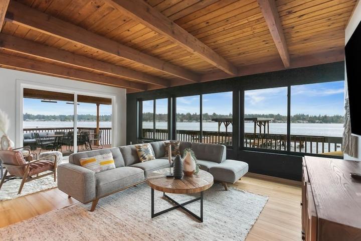 Pet Friendly Stevens on the Water - Private Retreat