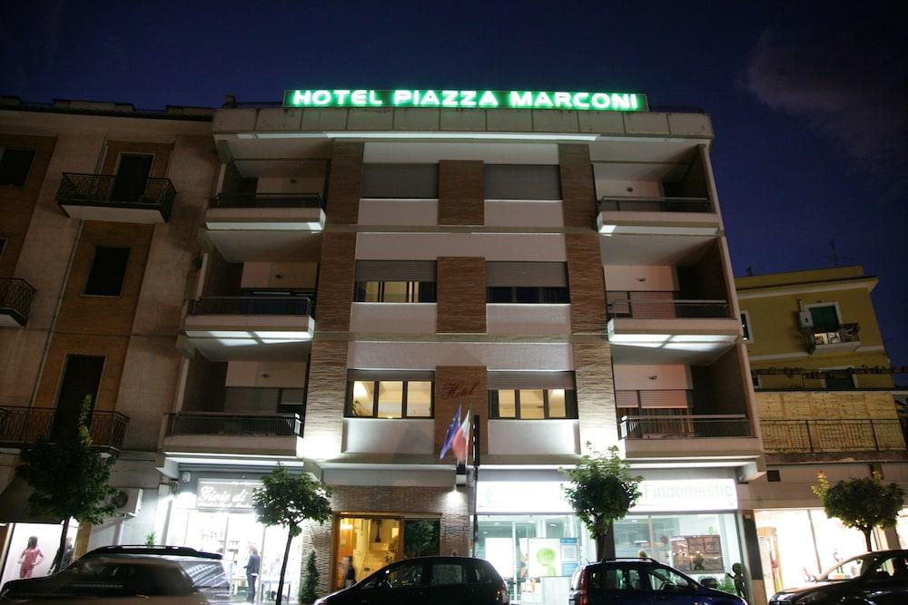 Pet Friendly Hotel Piazza Marconi