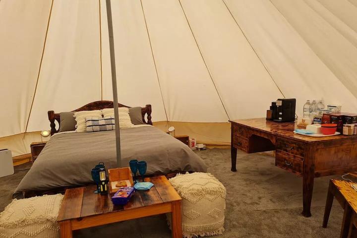 Pet Friendly VIP Glamping in the Center of the Riverland